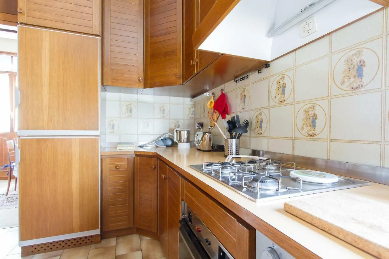 Appartamento Ampio E Indipendente Con Vista Giardino Paderno d'Adda Apartment